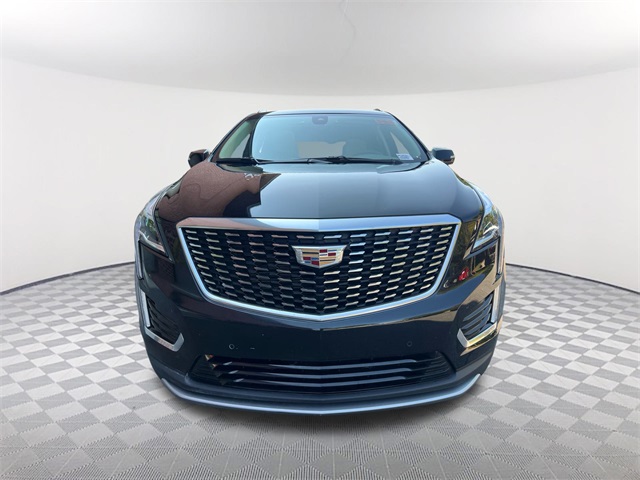 2022 Cadillac XT5 Premium Luxury photo 2