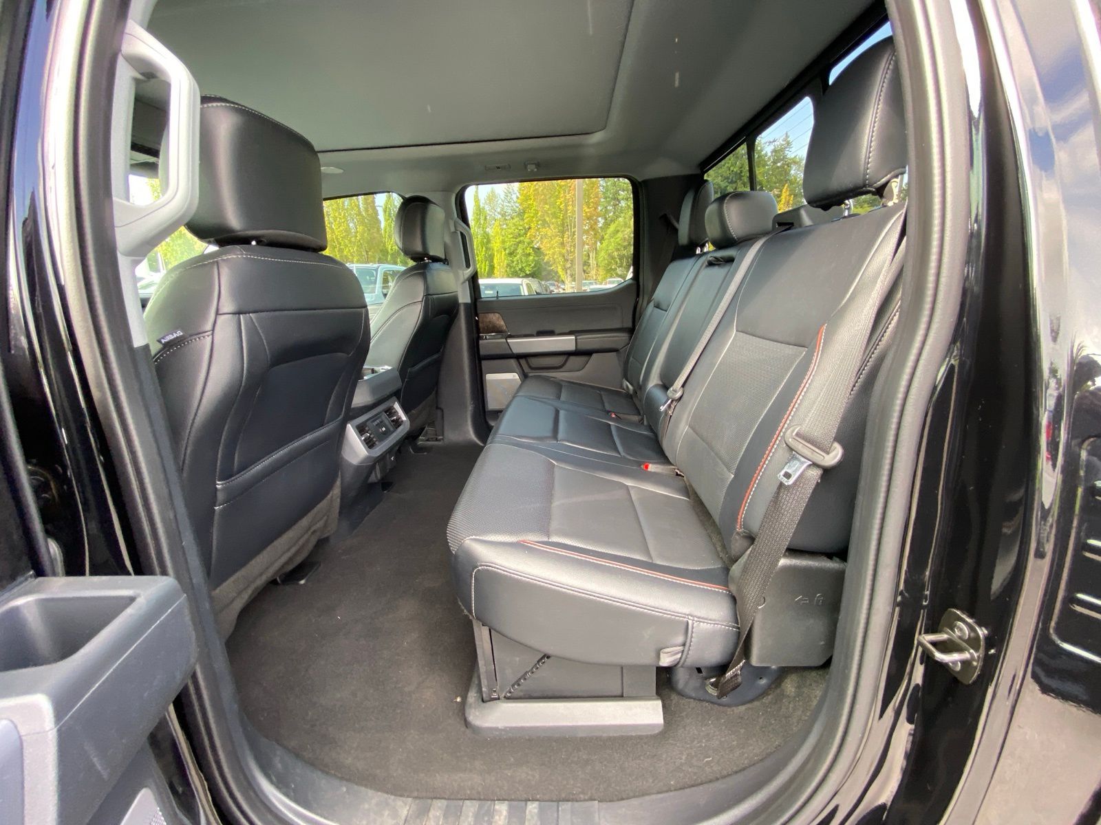 2024 Ford F-250 photo 19