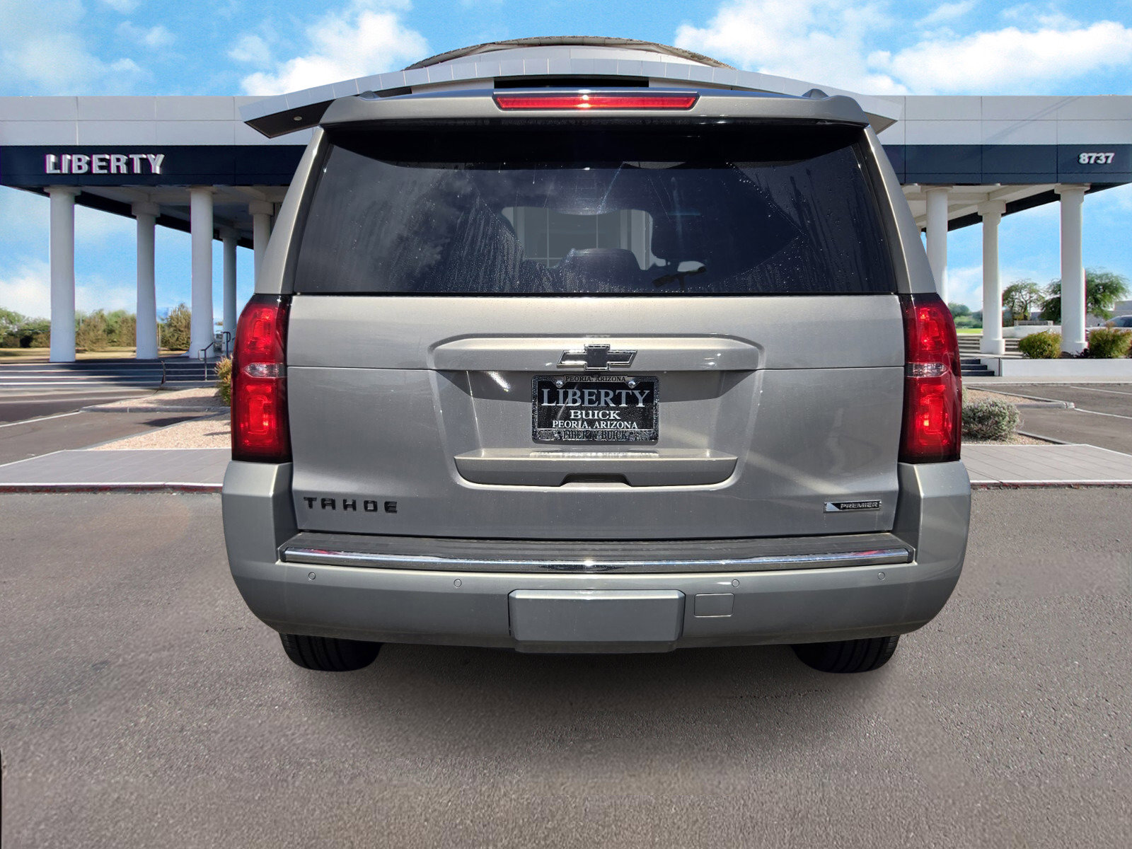 2017 Chevrolet Tahoe Premier photo 4