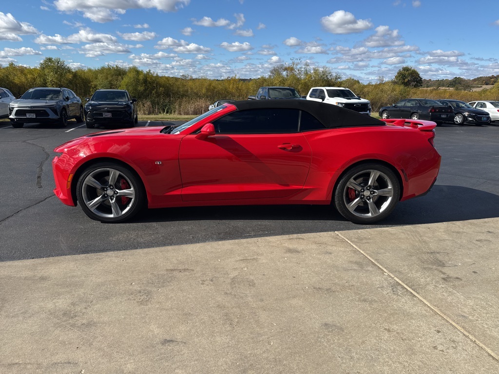2017 Chevrolet Camaro SS photo 4