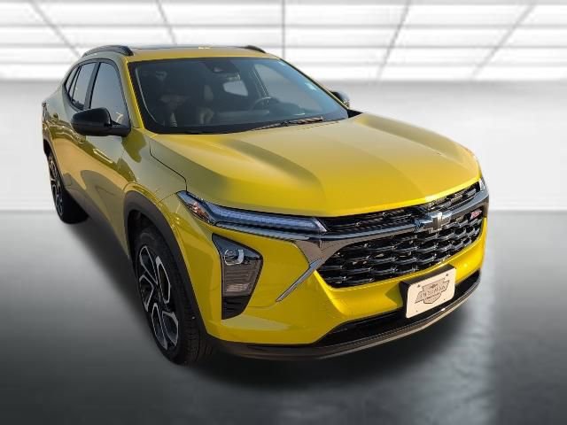 2025 Chevrolet Trax RS's photo