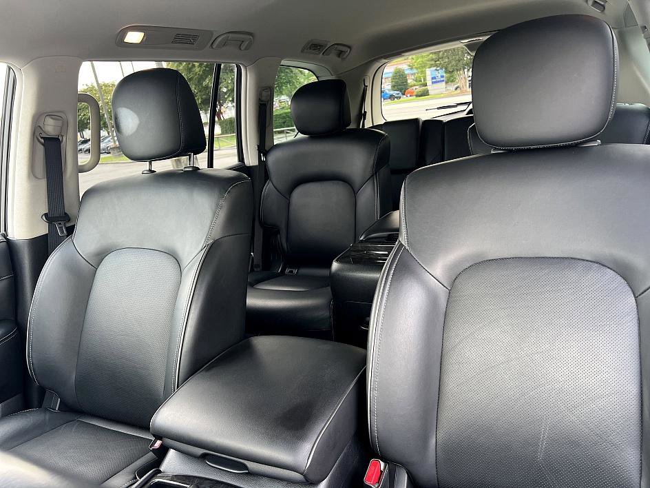 2023 Infiniti QX80 Luxe photo 11