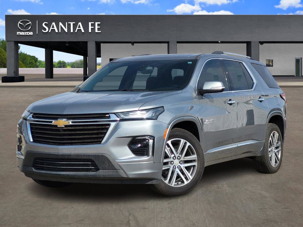 2023 Chevrolet Traverse High Country's photo