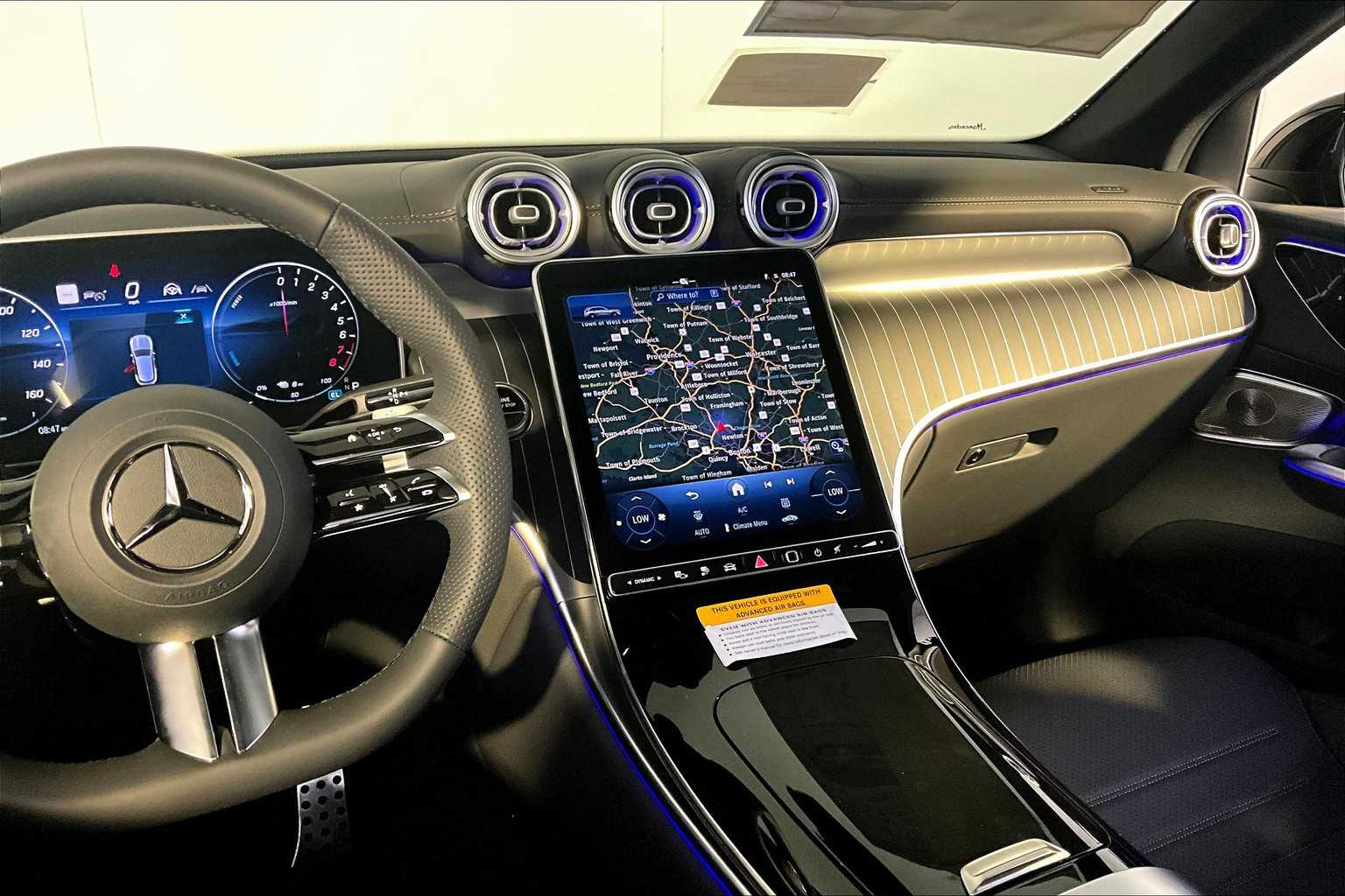 2026 Mercedes Benz GLC 350e 4MATIC photo 8