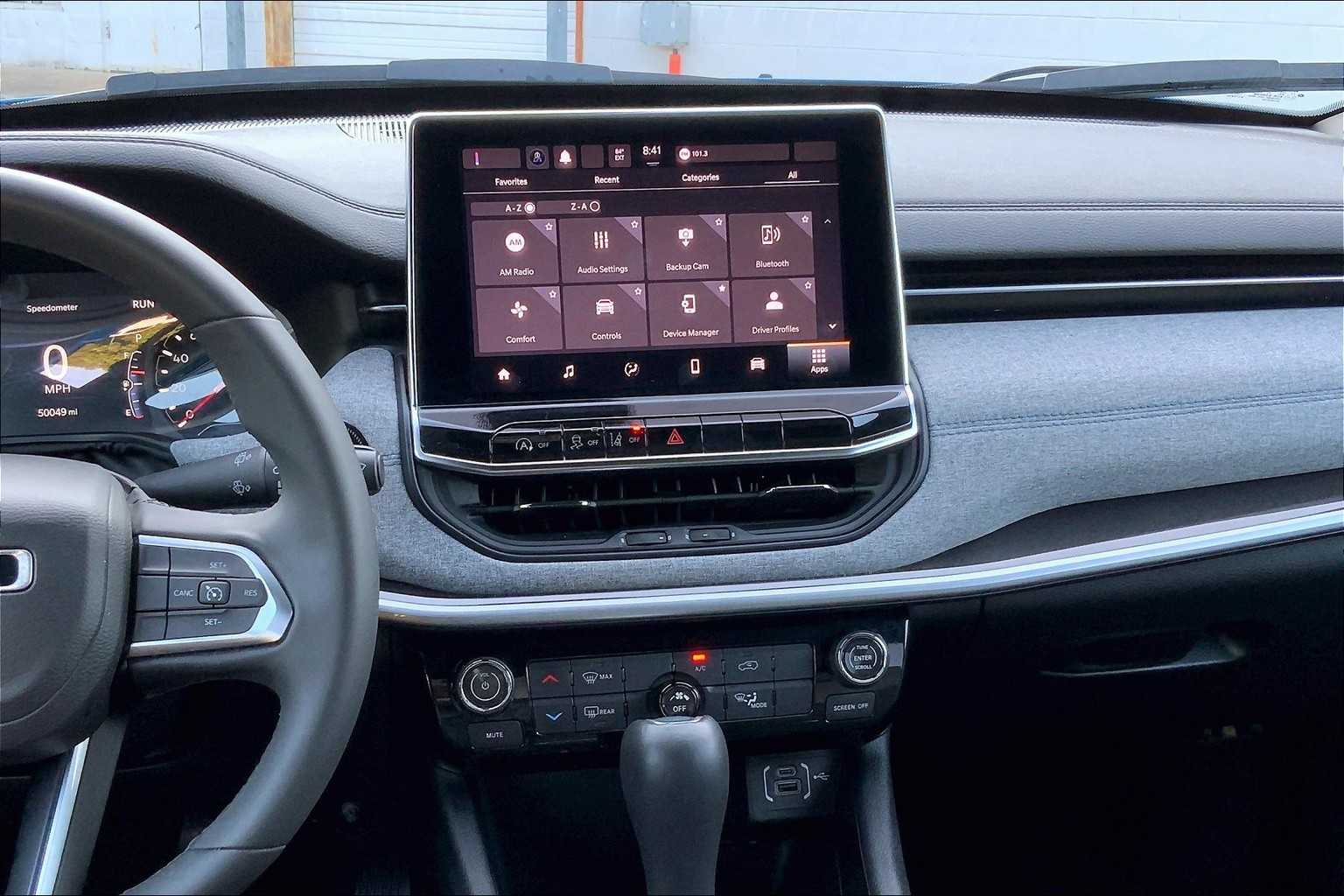 2024 Jeep Compass Latitude photo 6
