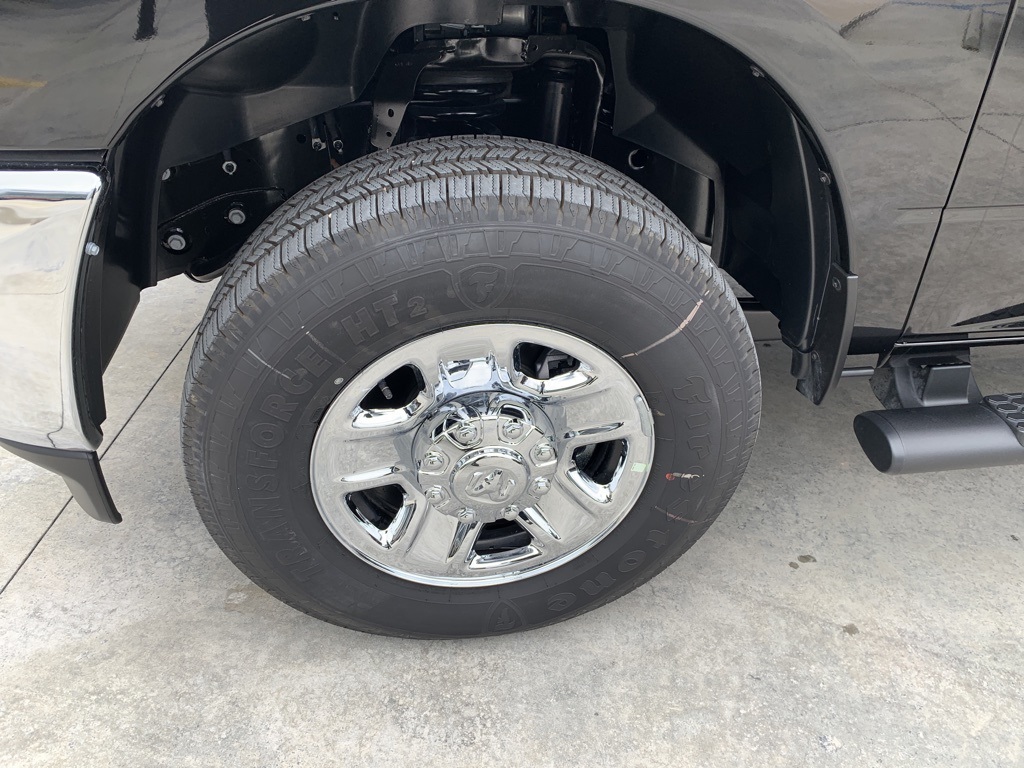 2025 Ram 2500 Tradesman photo 14