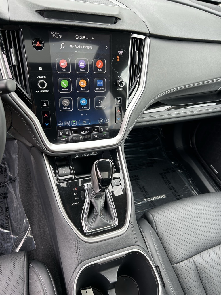 2025 Subaru Outback Touring XT photo 16