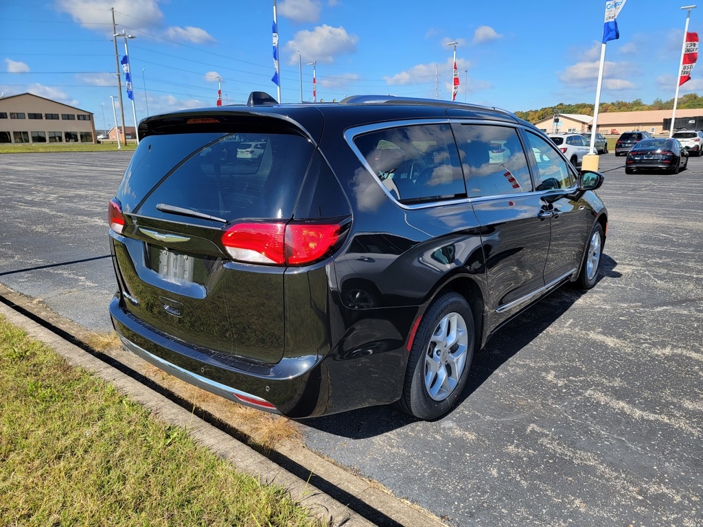 Used 2017 Chrysler Pacifica Touring-L Plus with VIN 2C4RC1EG6HR757755 for sale in Marion, IL