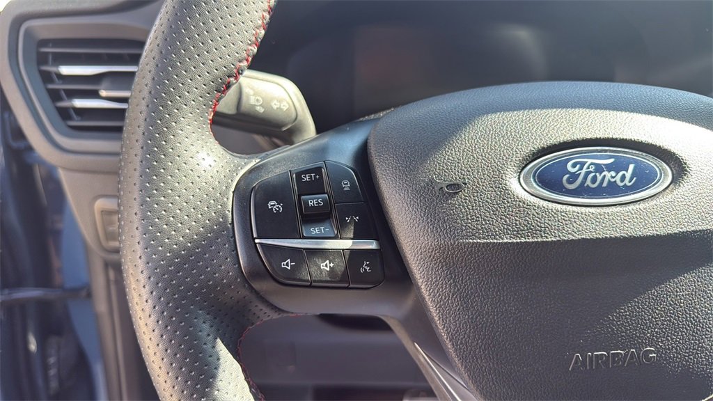 2023 Ford Escape ST-Line photo 11