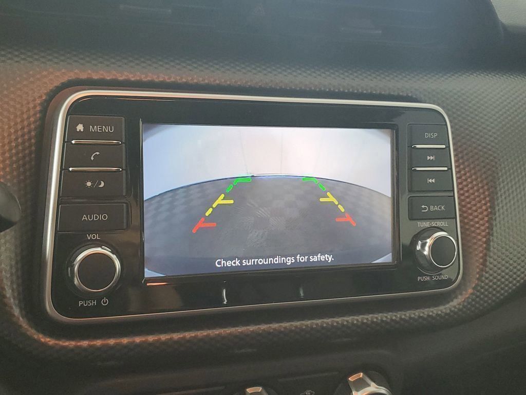 2020 Nissan Kicks S photo 15