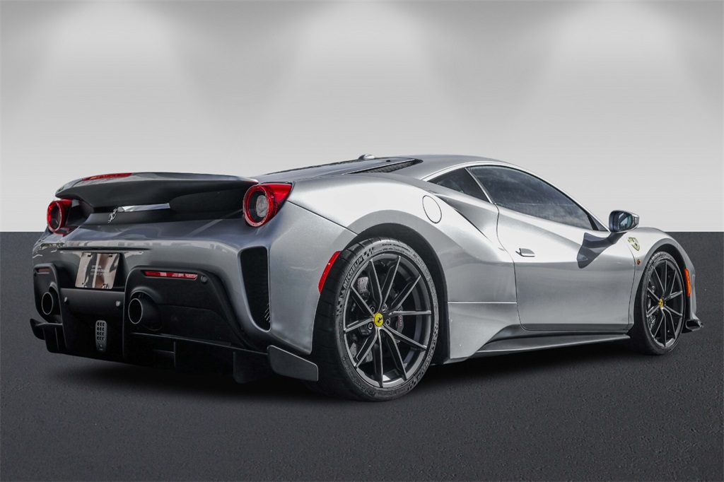 2020 Ferrari 488 Pista photo 3