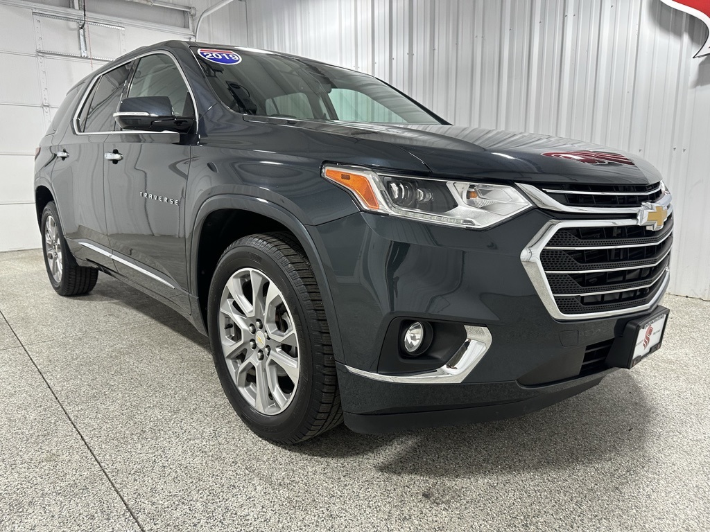 2019 Chevrolet Traverse Premier photo 3