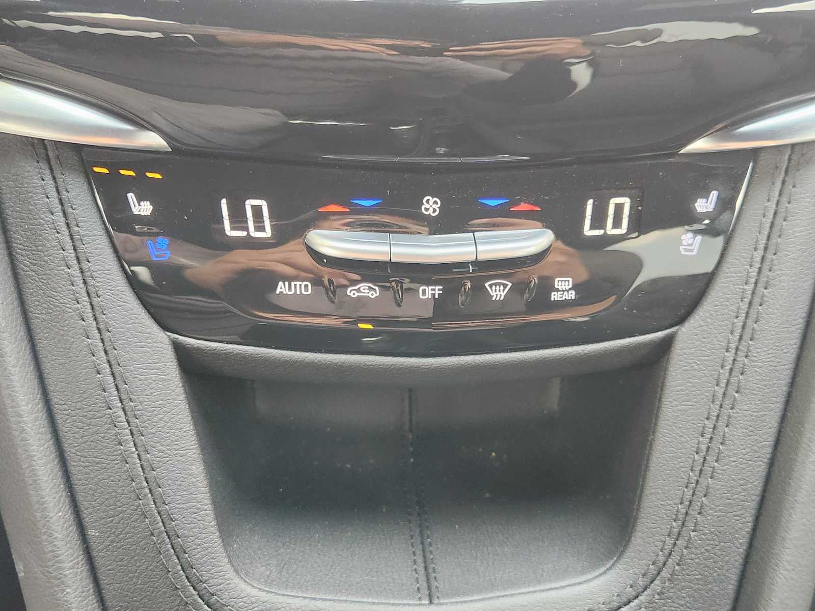 2025 Cadillac XT4 Sport photo 12