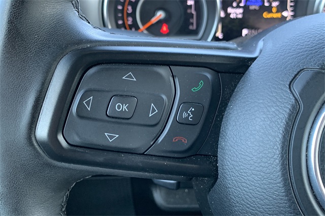 2022 Jeep Gladiator Willys photo 3