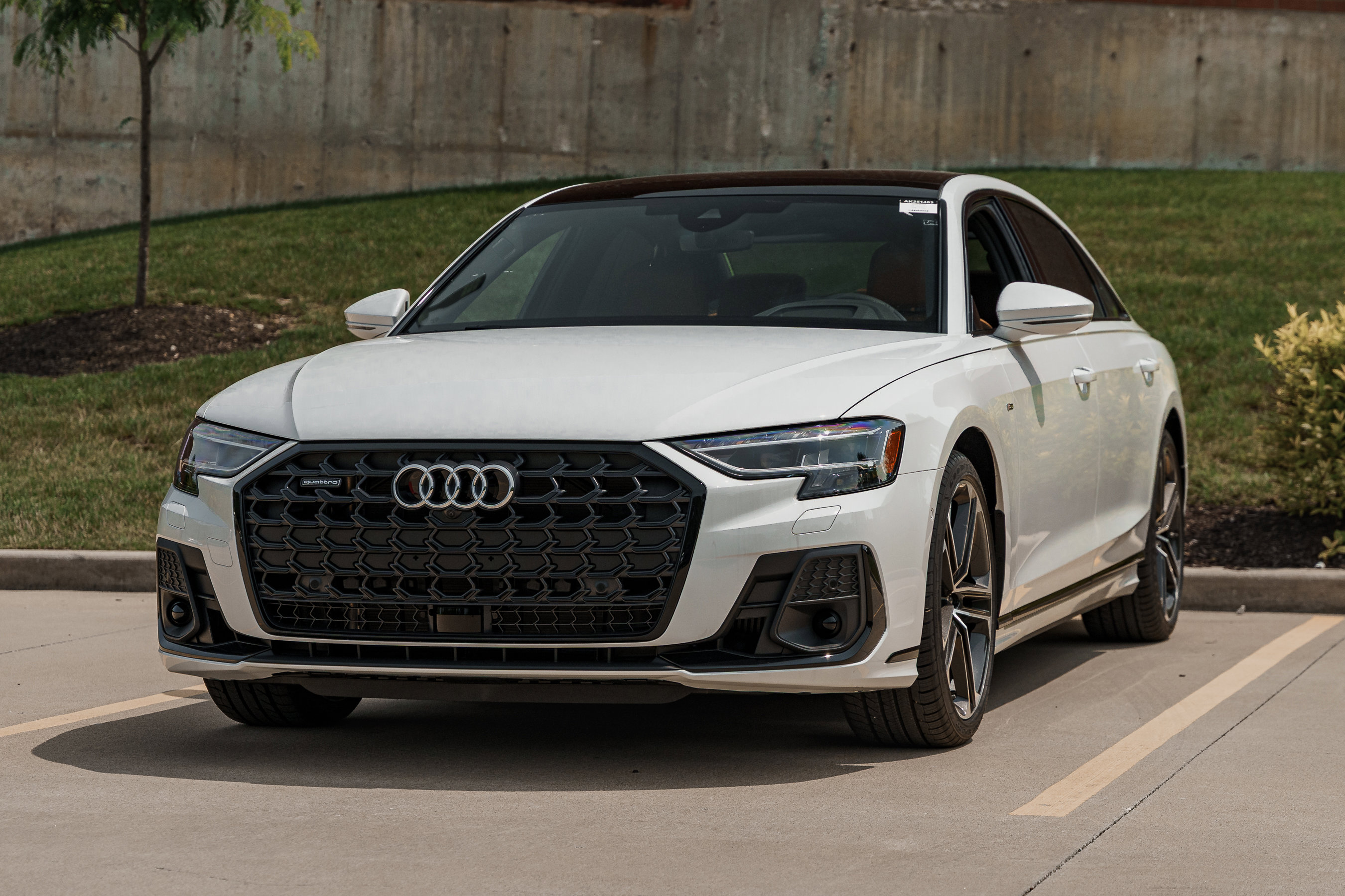 2025 Audi A8 L Quattro photo 5