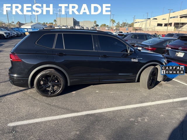 2023 Volkswagen Tiguan SE R-LINE BLACK