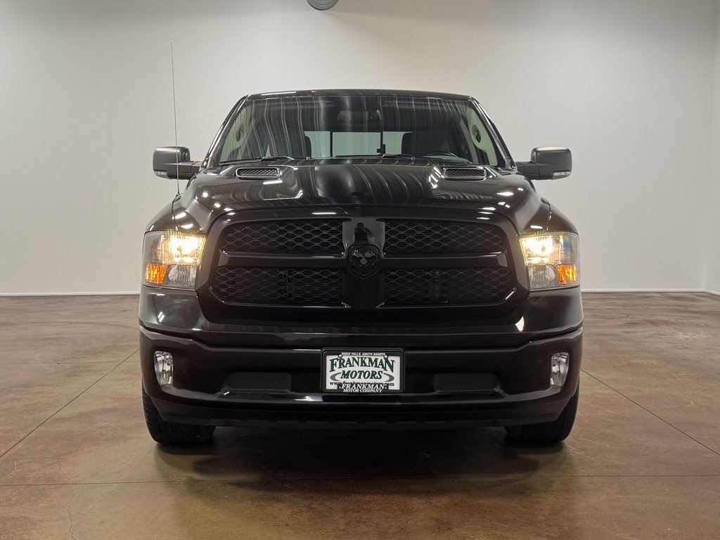 2019 Ram 1500 Classic SLT photo 26