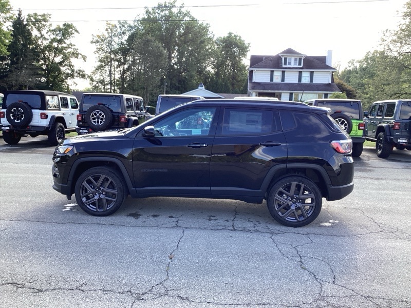 2026 Jeep Compass Limited Altitude photo 4