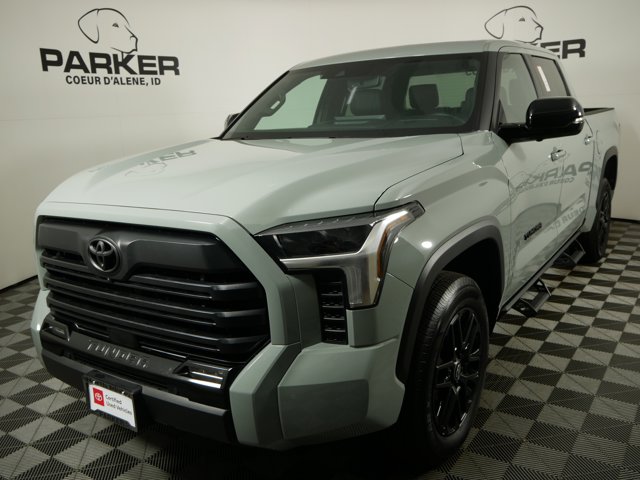 2025 Toyota Tundra Limited's photo