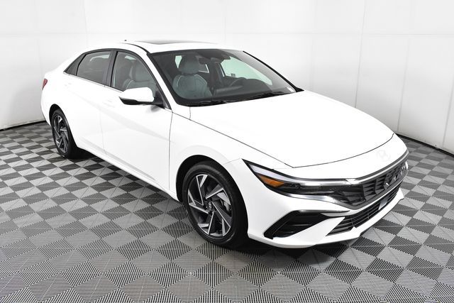 2025 Hyundai Elantra Hybrid Limited photo 4