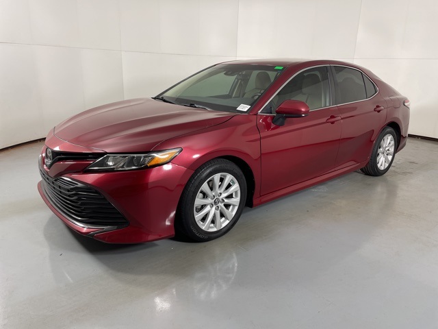 2018 Toyota Camry LE photo 4