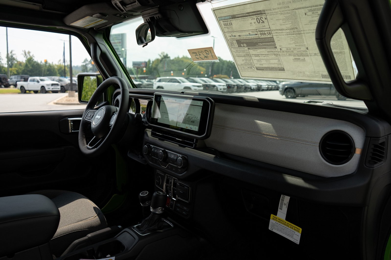 2025 Jeep Wrangler Willys photo 21