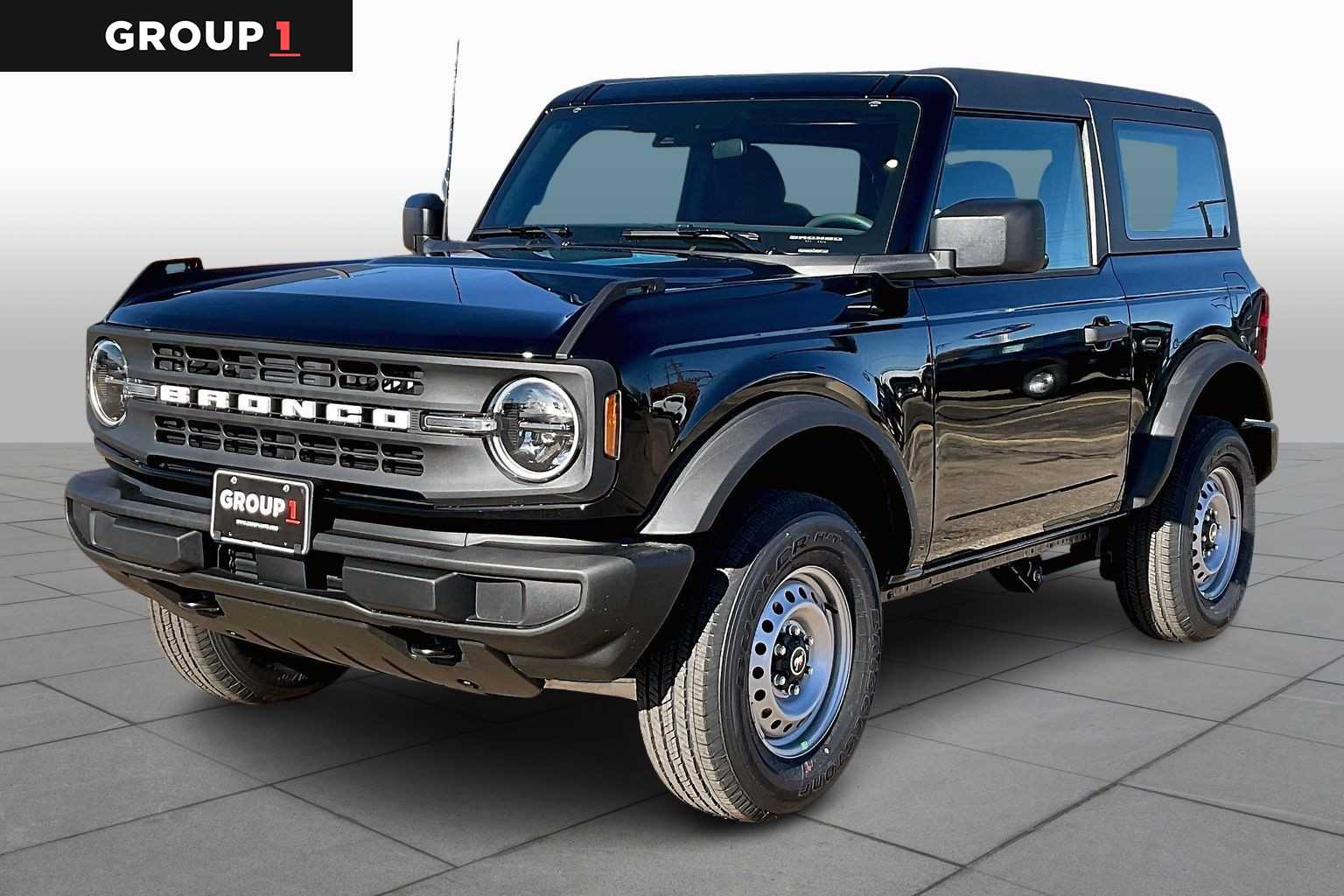 2025 Ford Bronco 2-Door Base's photo