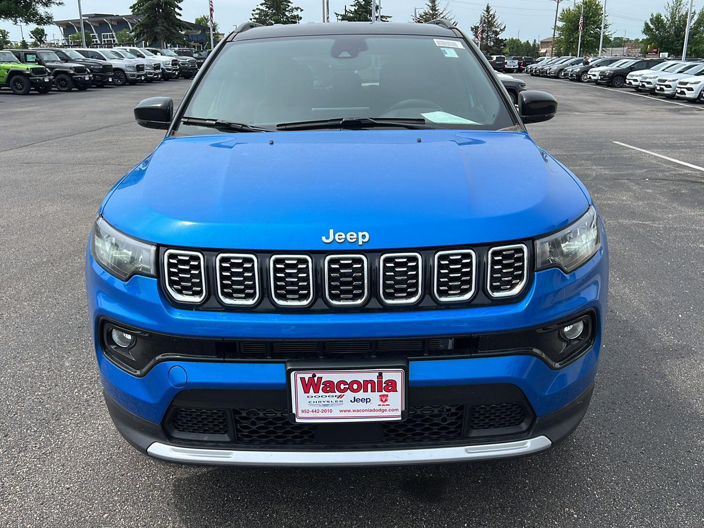 2025 Jeep Compass Limited photo 2