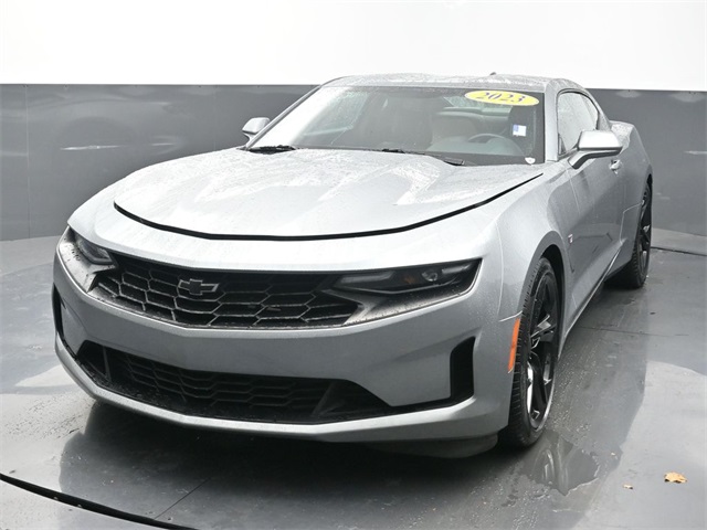 2023 Chevrolet Camaro 2LT's photo