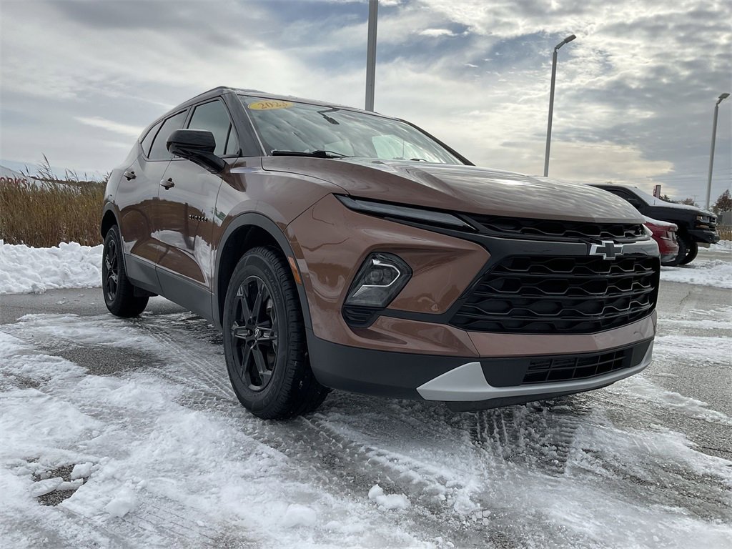 2023 Chevrolet Blazer 2LT photo 2