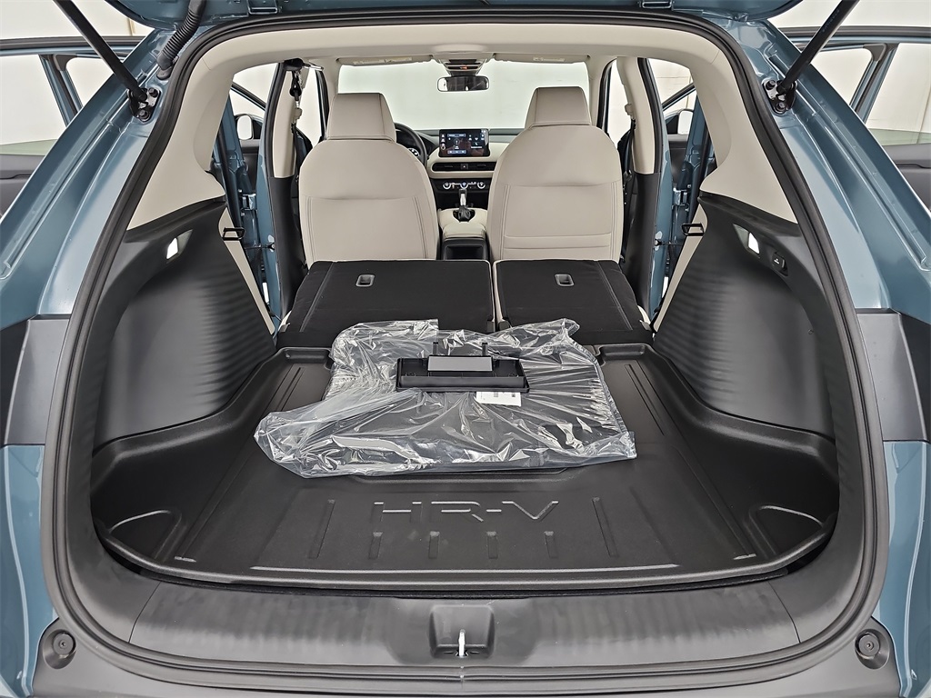 2026 Honda HR-V LX photo 15