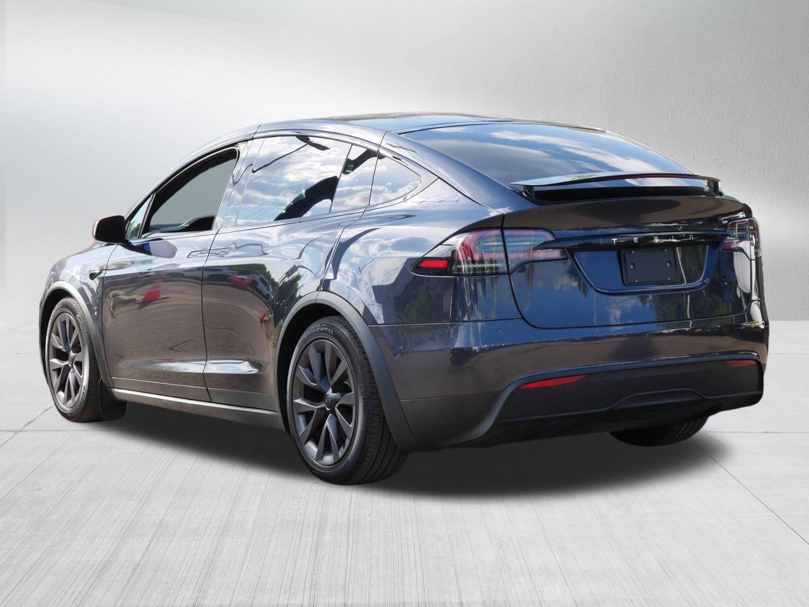 2024 Tesla Model X Long Range photo 4