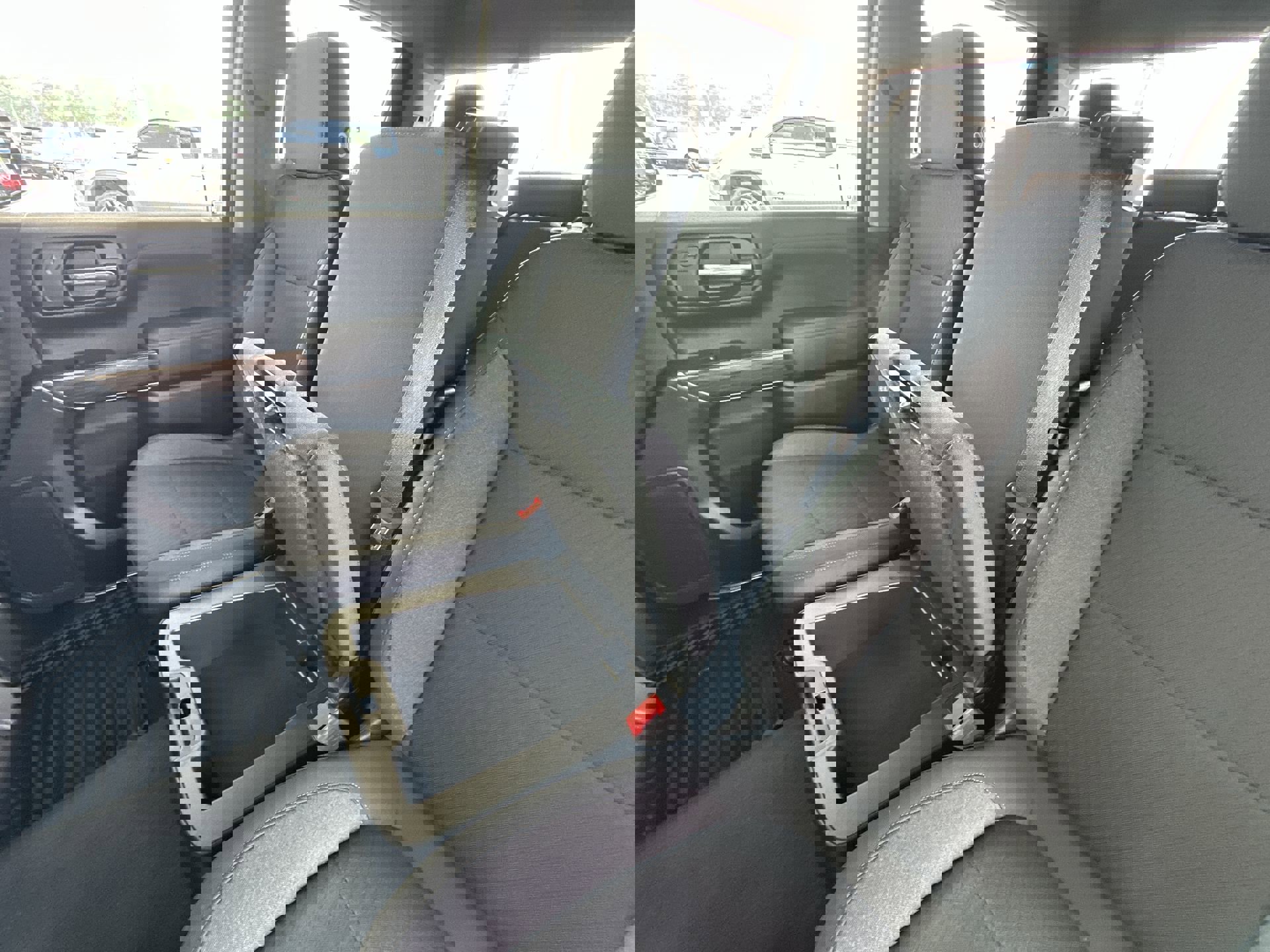 2020 Chevrolet Silverado 1500 LT photo 32
