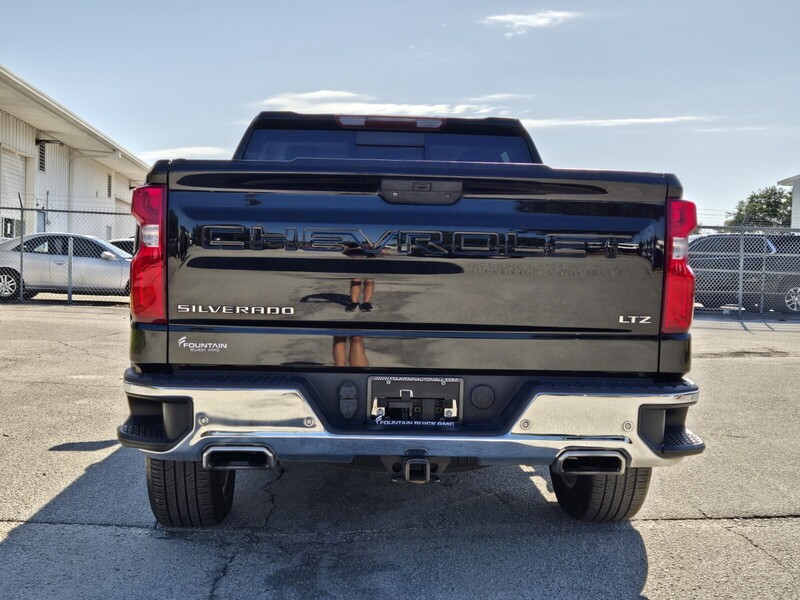 2021 Chevrolet Silverado 1500 LTZ photo 4