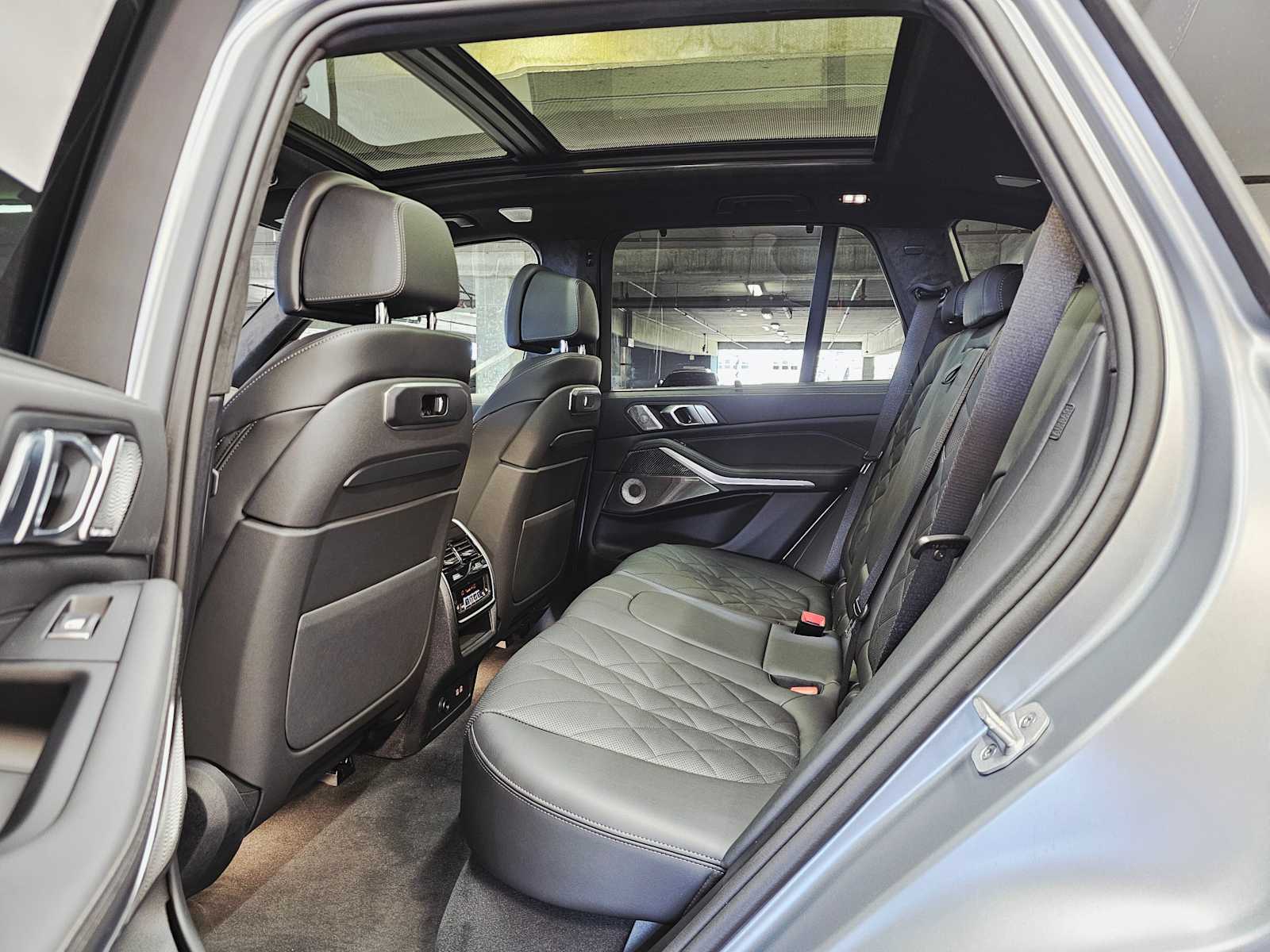 2026 Bmw X5 M60i photo 23