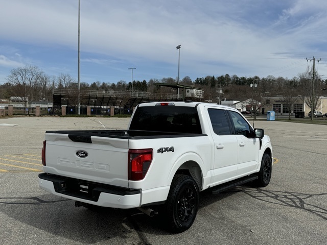 2024 Ford F-150 XLT photo 5