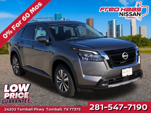 2025 Nissan Pathfinder SL