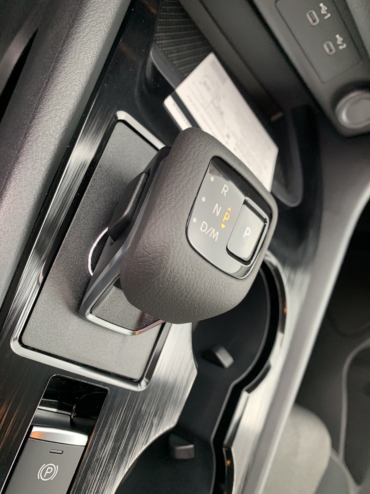 2026 Nissan Rogue SV photo 18