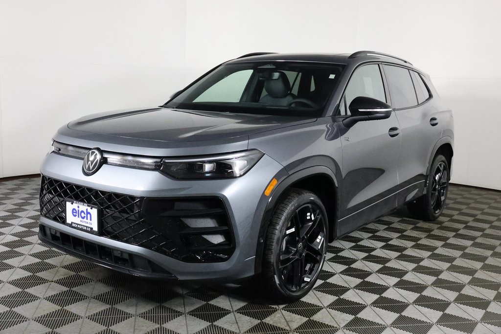 2025 Volkswagen Tiguan SE R-Line Black photo 3