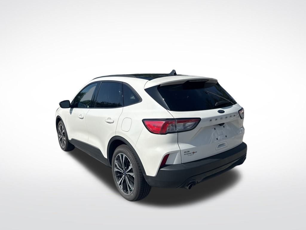2022 Ford Escape SE photo 5