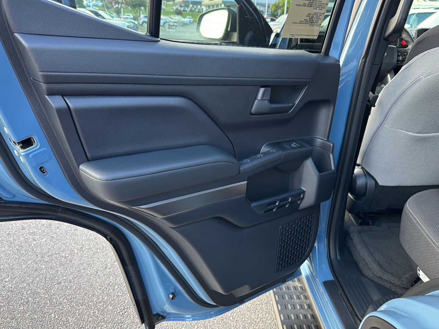 2025 Toyota 4Runner TRD Off-Road photo 15