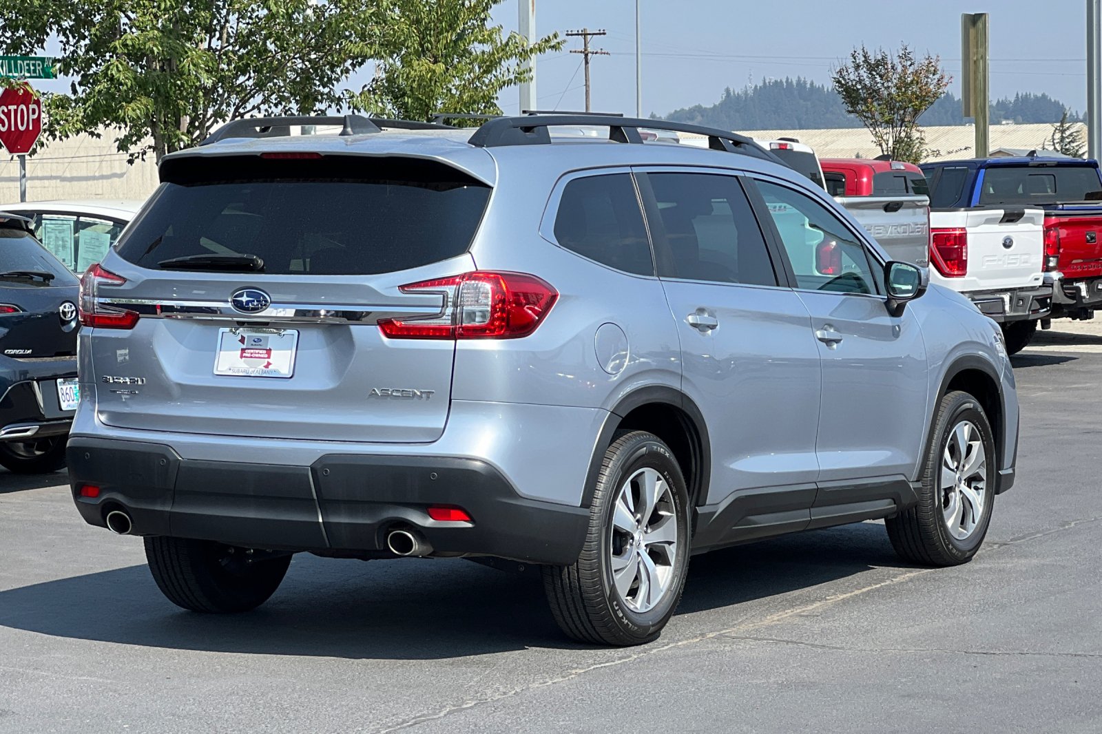 2024 Subaru Ascent Premium photo 4