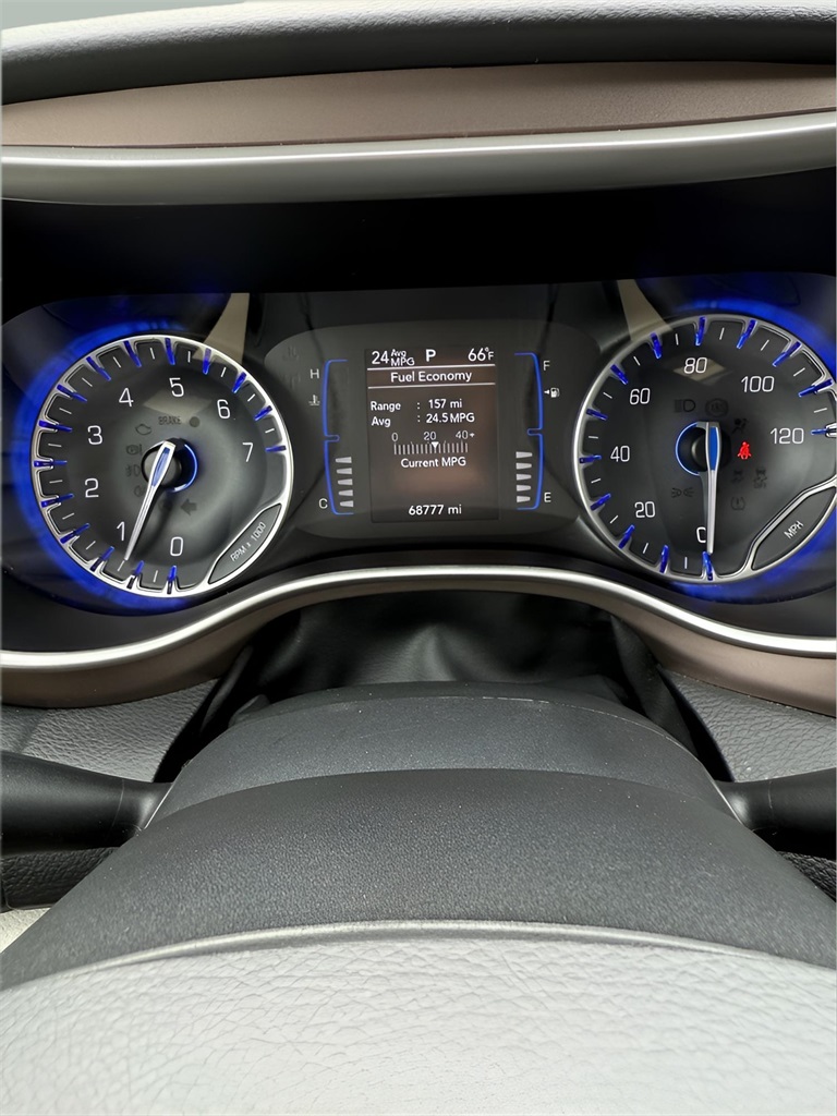 2023 Chrysler Voyager LX photo 26