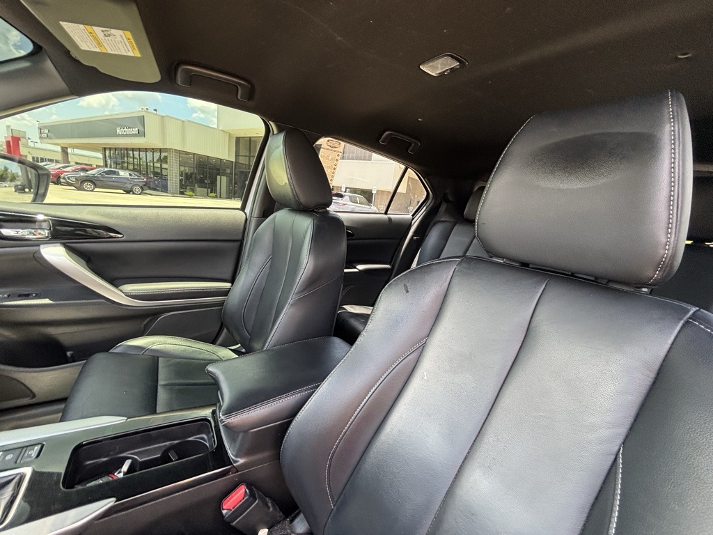 2022 Mitsubishi Eclipse Cross SEL photo 12