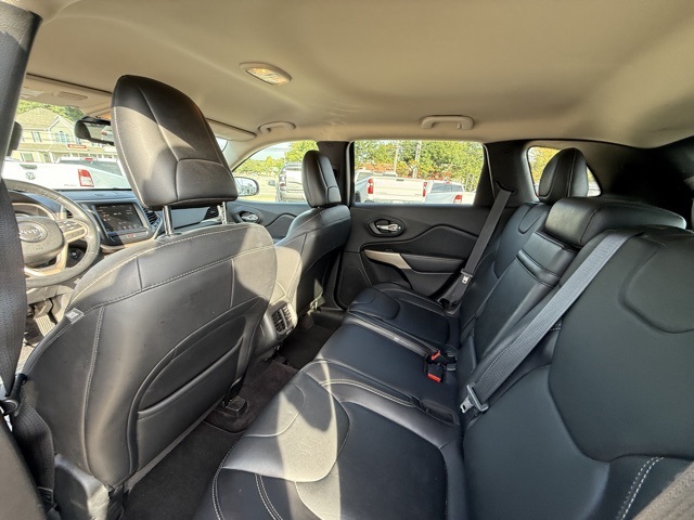 2017 Jeep Cherokee Limited photo 22