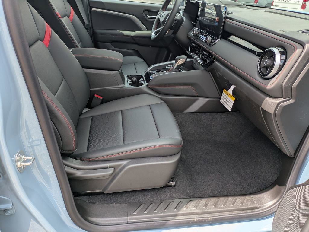 2025 Chevrolet Colorado Z71 photo 29