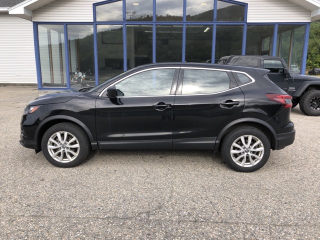 2021 Nissan Rogue Sport S photo 6