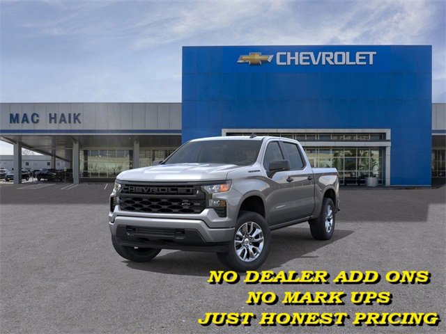 2026 Chevrolet Silverado Custom photo 8