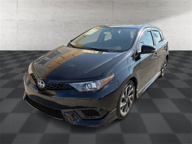 2016 Scion iM Base photo 3