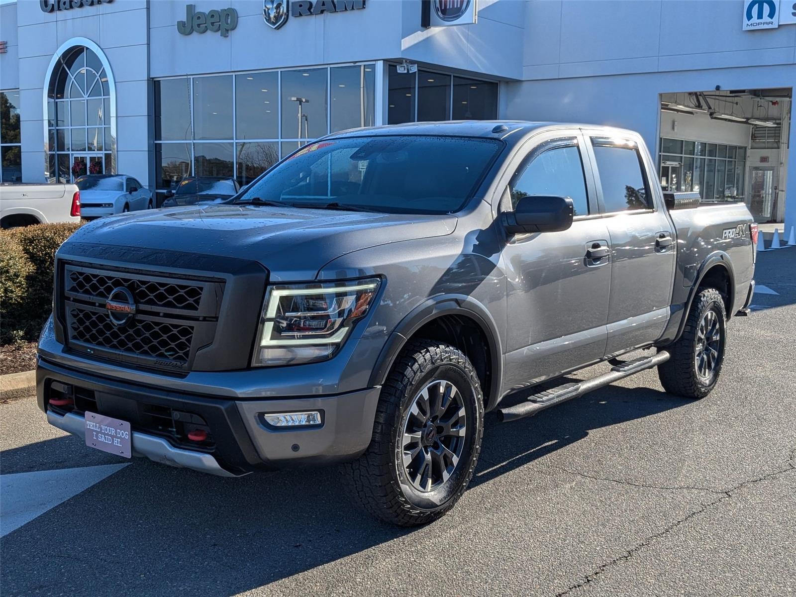 2021 Nissan Titan PRO-4X's photo